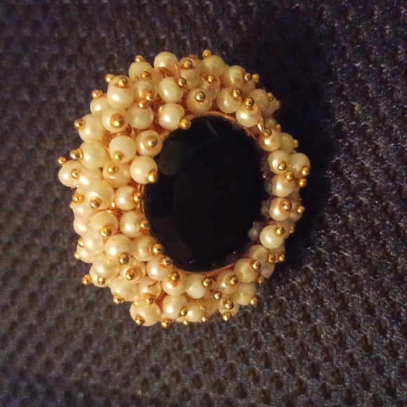 Ring - Picture 5 of 5